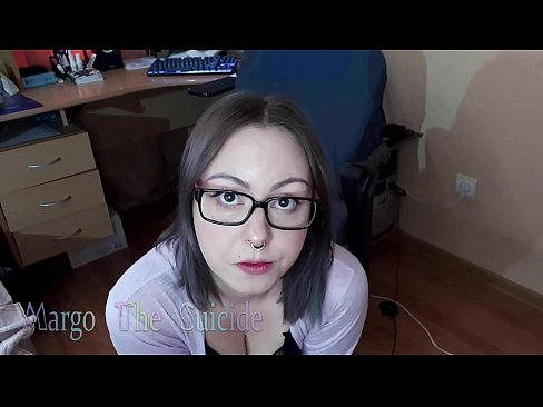 ❤️ Ọmọbinrin ti o ni gbese pẹlu awọn gilaasi buruja Dildo jinna lori Kamẹra ❌  wa %yo.cutebento.top ﹏